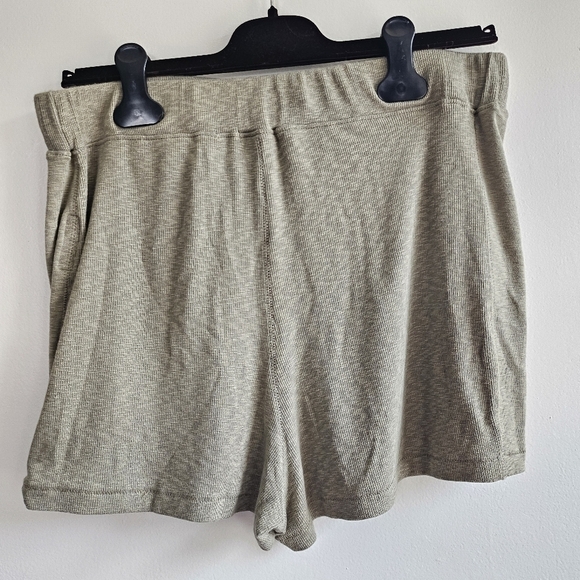 New Rag & Bone Fern Cotton/Modal Rib Short NWT Size Large - Picture 5 of 7